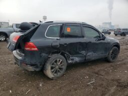 
										2014 Volkswagen Touareg full									