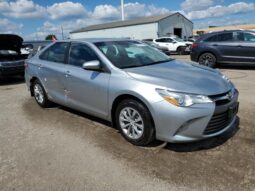 
										2016 Toyota Camry le full									