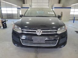 
										2014 Volkswagen Touareg full									