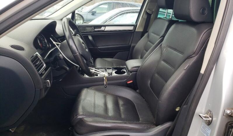 
								2014 Volkswagen Touareg full									
