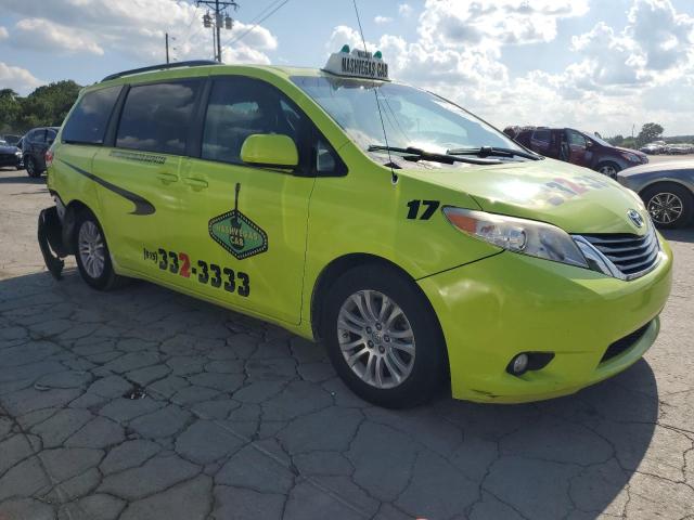 2014 Toyota Sienna xle