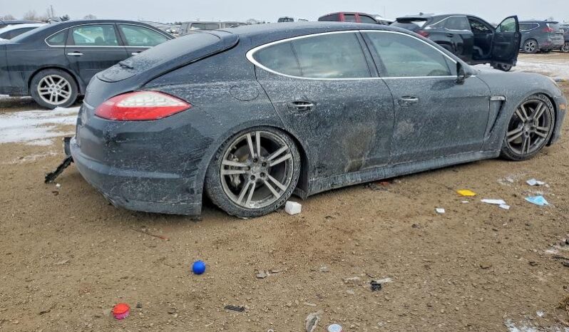 
								2011 Porsche Panamera full									