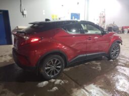 
										2021 Toyota C-hr full									