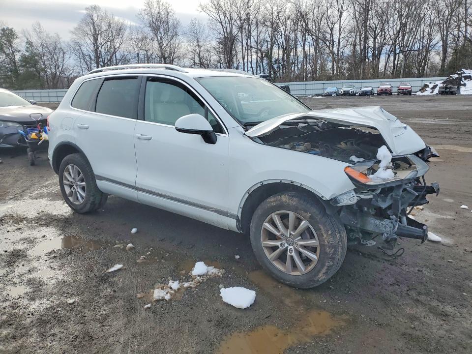 2013 Volkswagen Touareg