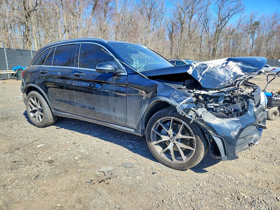 2021 Mercedes-benz Glc