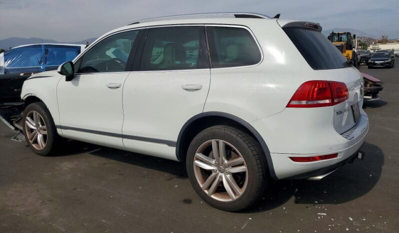 
								2014 Volkswagen Touareg full									