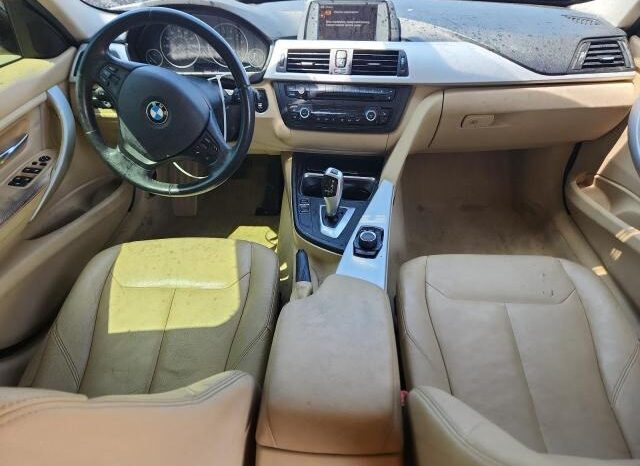 
								2013 BMW 3 series full									