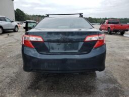 
										2012 Toyota Camry base full									