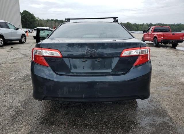 
								2012 Toyota Camry base full									