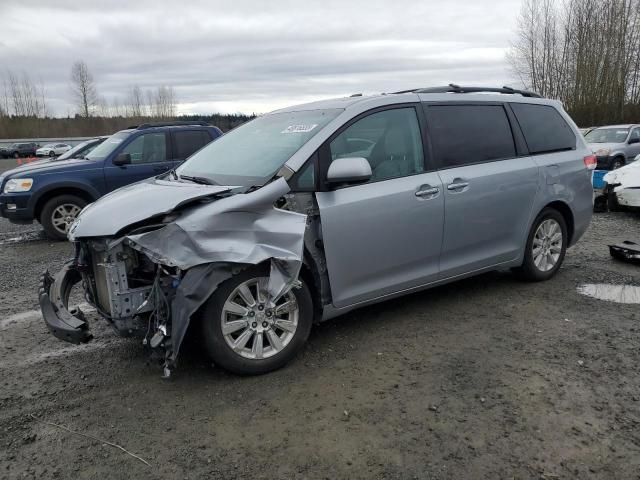 2012 Toyota Sienna xle