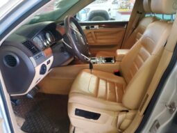 
										2008 Volkswagen Touareg full									