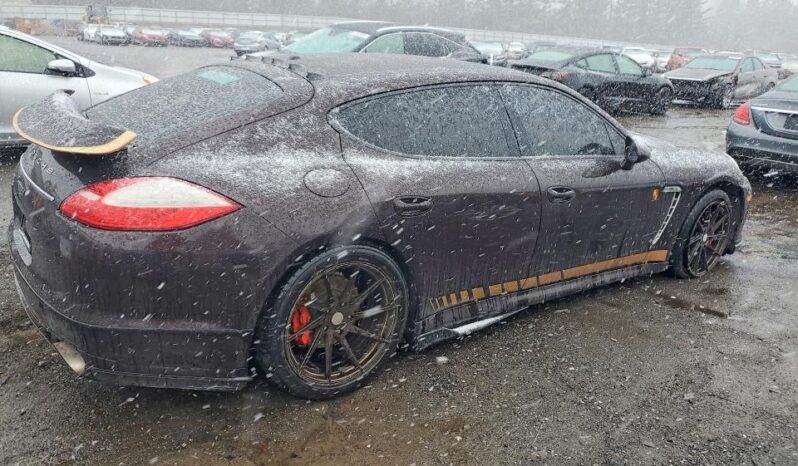 
								2013 Porsche Panamera full									