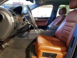 
										2008 Volkswagen Touareg full									