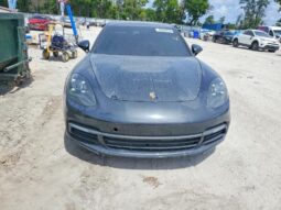 
										2018 Porsche Panamera full									
