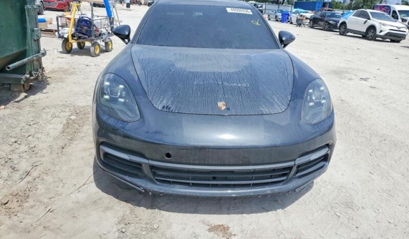 
								2018 Porsche Panamera full									