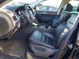 
										2016 Volkswagen Touareg full									
