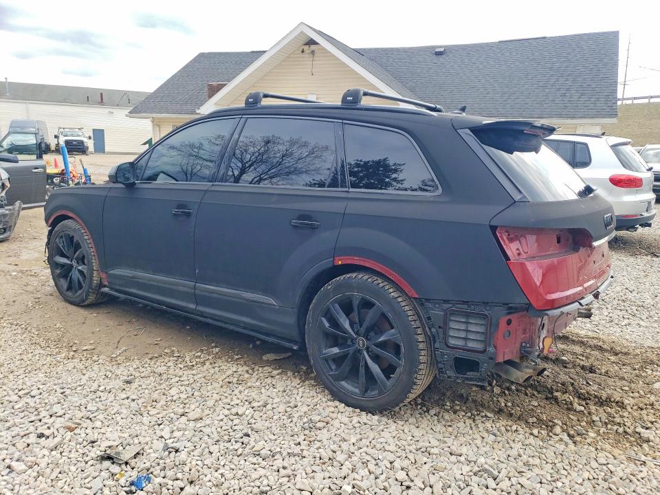2022 Audi Sq7