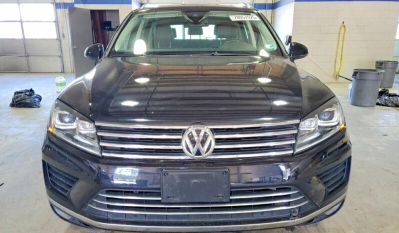 
								2016 Volkswagen Touareg full									