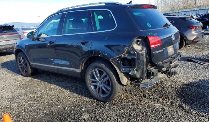 
								2016 Volkswagen Touareg full									
