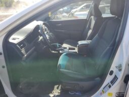 
										2017 Toyota Camry le full									