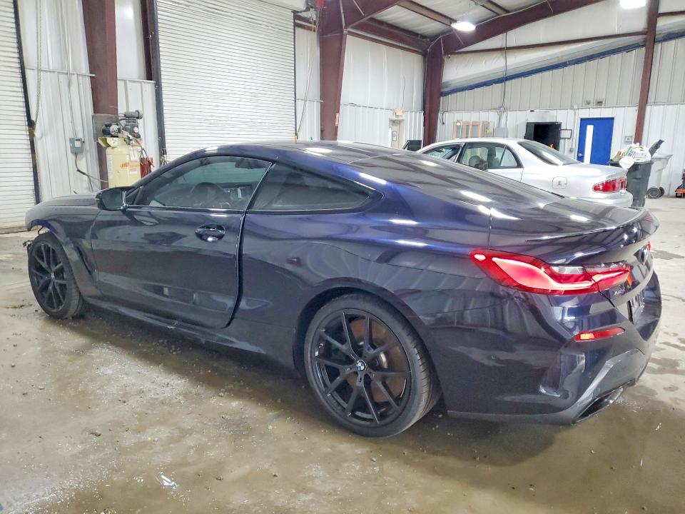 2025 BMW M8