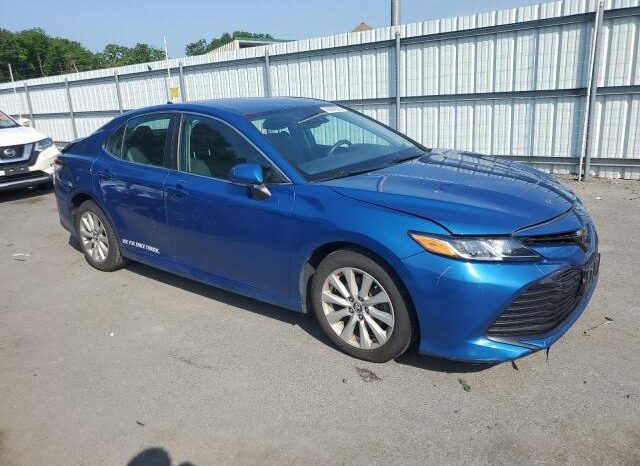 
								2019 Toyota Camry full									