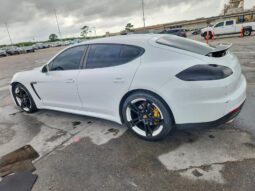 
										2014 Porsche Panamera full									