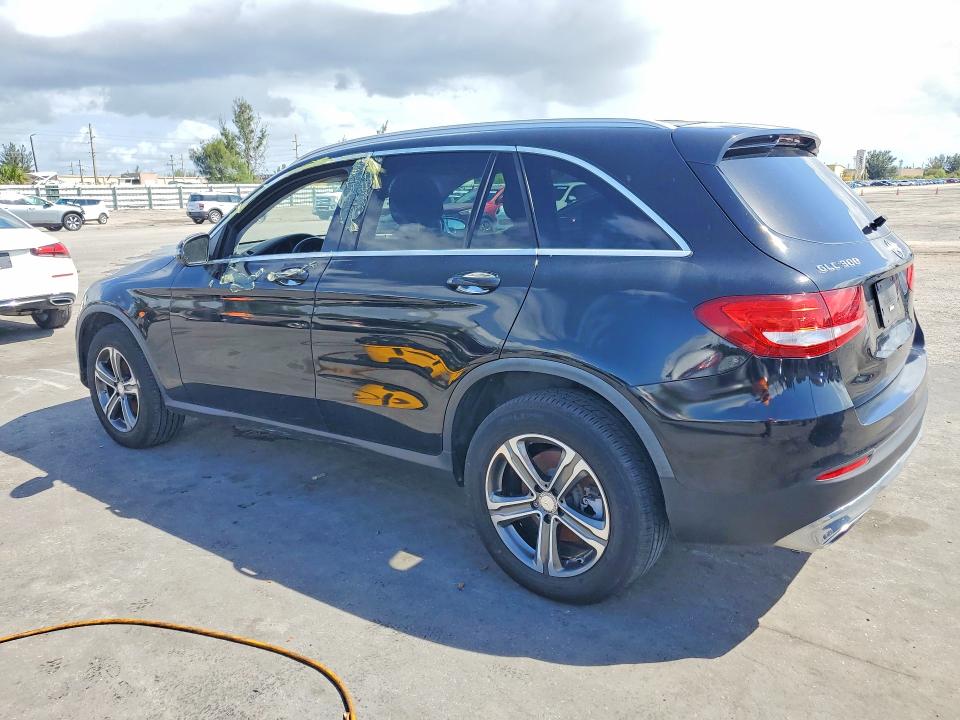 2016 Mercedes-benz Glc