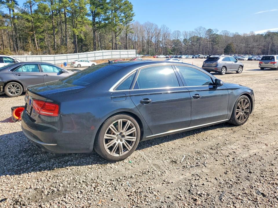 2013 Audi A8