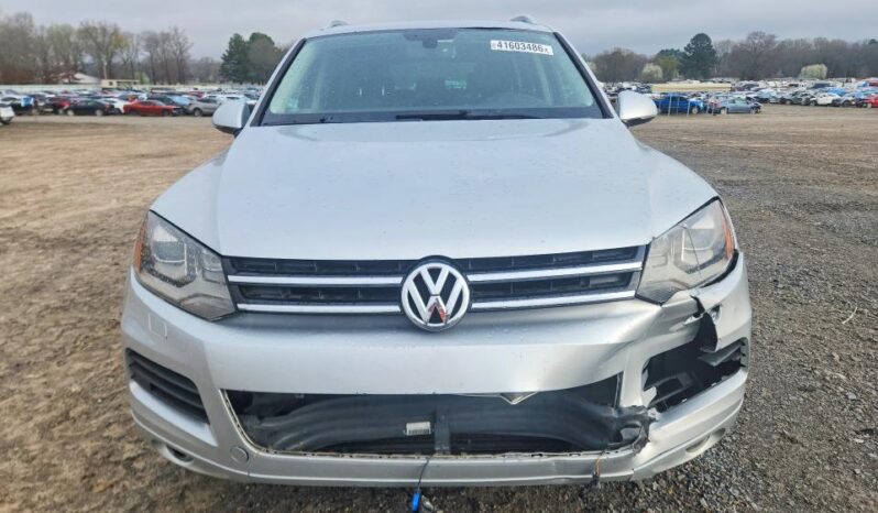 
								2014 Volkswagen Touareg full									