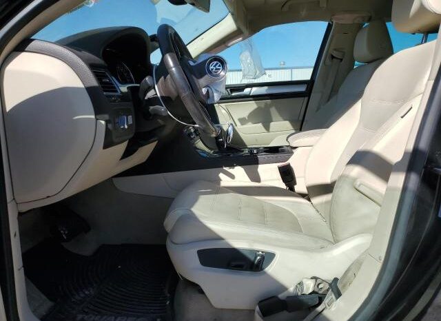 
								2014 Volkswagen Touareg full									