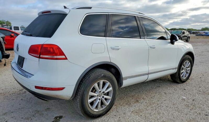 
								2013 Volkswagen Touareg full									