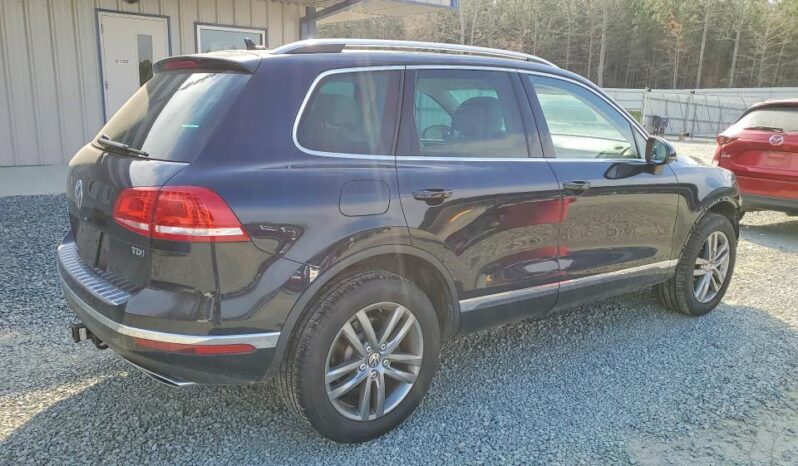 
								2016 Volkswagen Touareg full									
