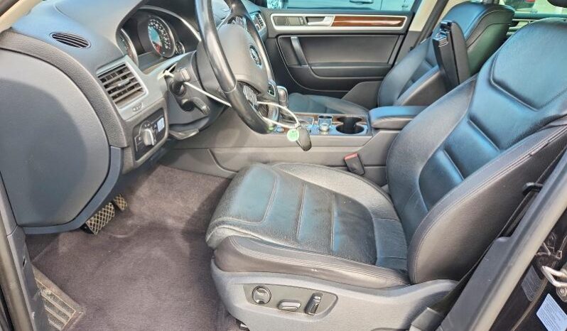 
								2015 Volkswagen Touareg full									