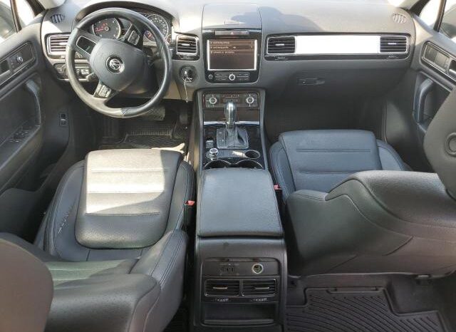 
								2012 Volkswagen Touareg full									