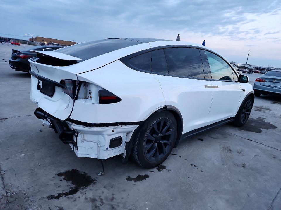 2022 Tesla Model x