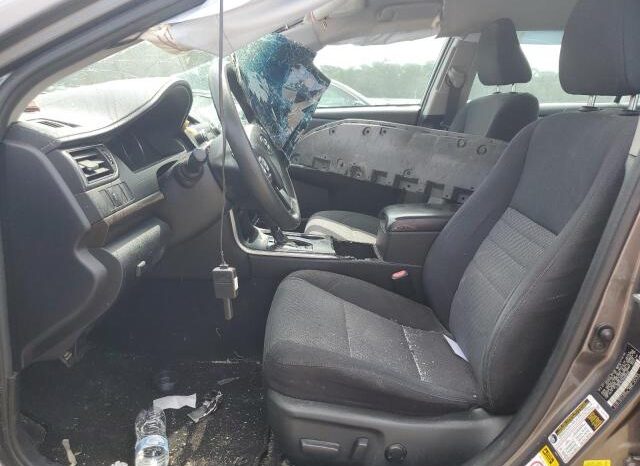 
								2017 Toyota Camry le full									