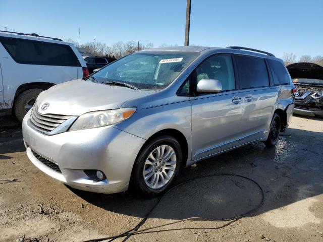2012 Toyota Sienna xle