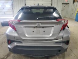 
										2019 Toyota C-hr full									