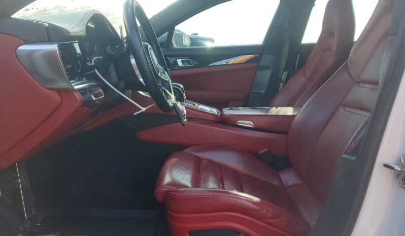 
								2018 Porsche Panamera full									
