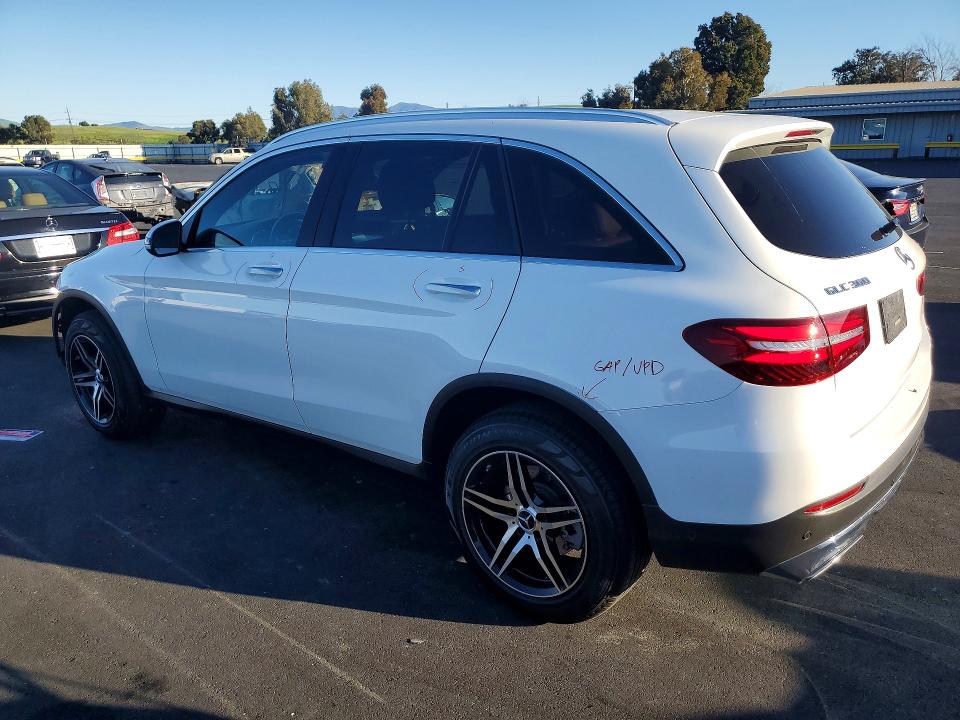 2017 Mercedes-benz Glc
