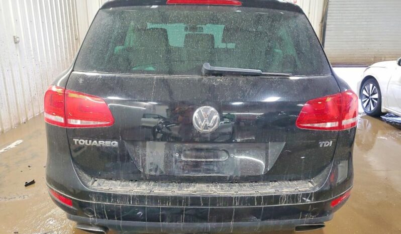 
								2013 Volkswagen Touareg full									