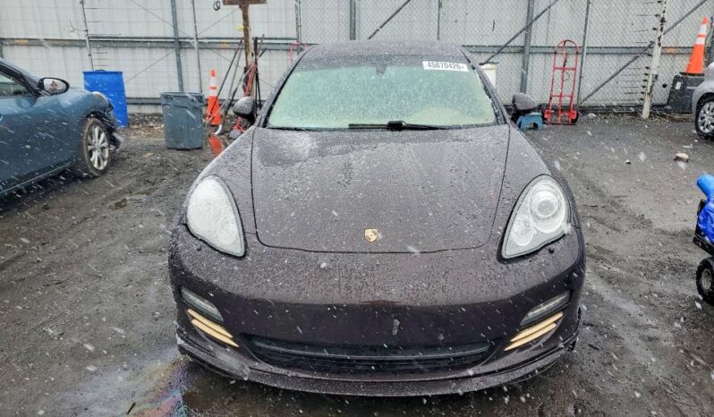 
								2013 Porsche Panamera full									