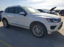 
										2017 Volkswagen Touareg full									