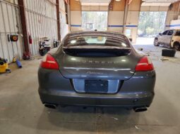 
										2013 Porsche Panamera full									