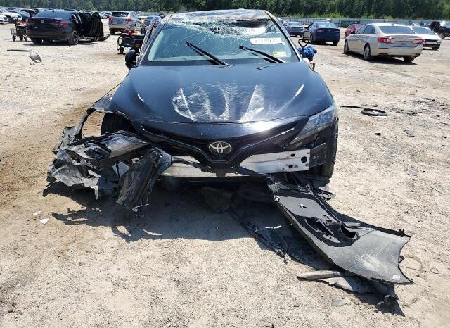 
								2021 Toyota Camry full									
