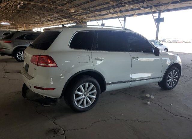
								2012 Volkswagen Touareg full									