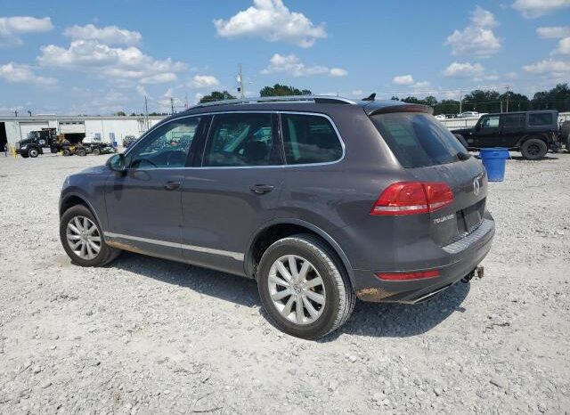 
								2012 Volkswagen Touareg full									