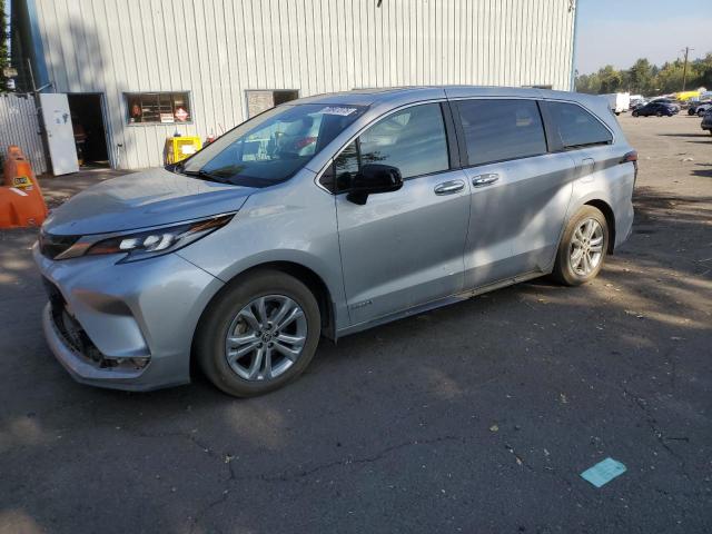 2021 Toyota Sienna