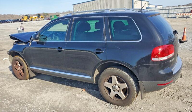 
								2007 Volkswagen Touareg full									